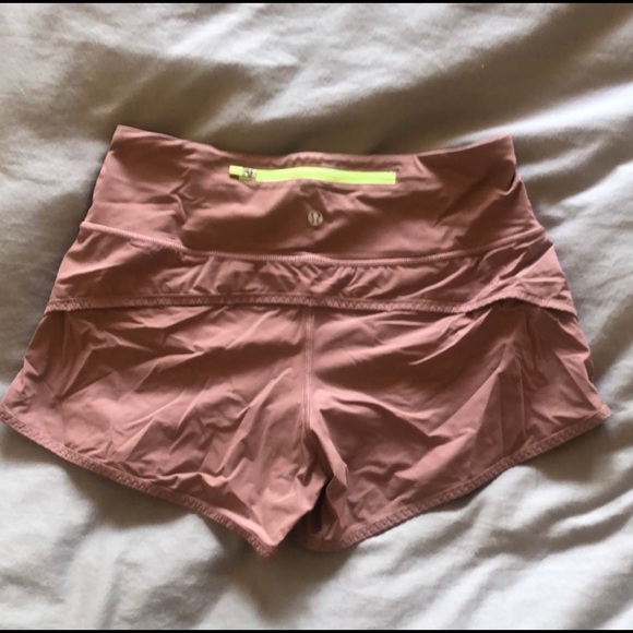 LULULEMON SHORTS - Picture 2 of 3